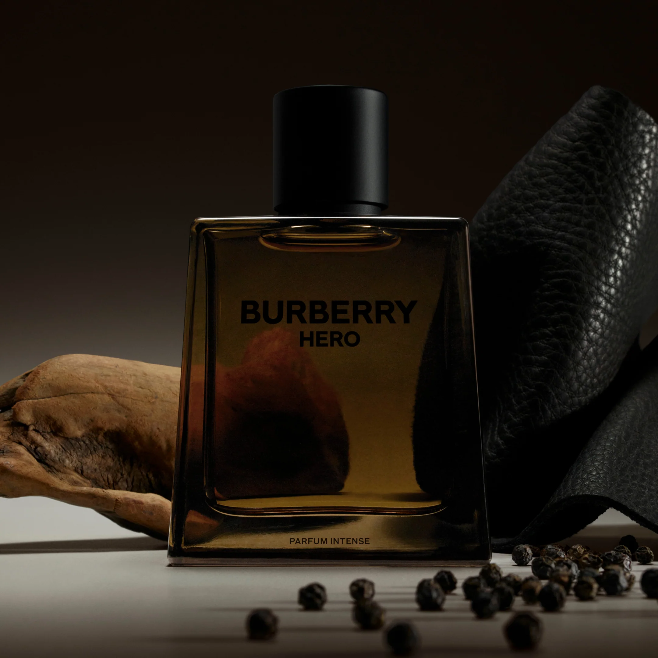 Burberry Hero Parfum Intense For Men - Image 3