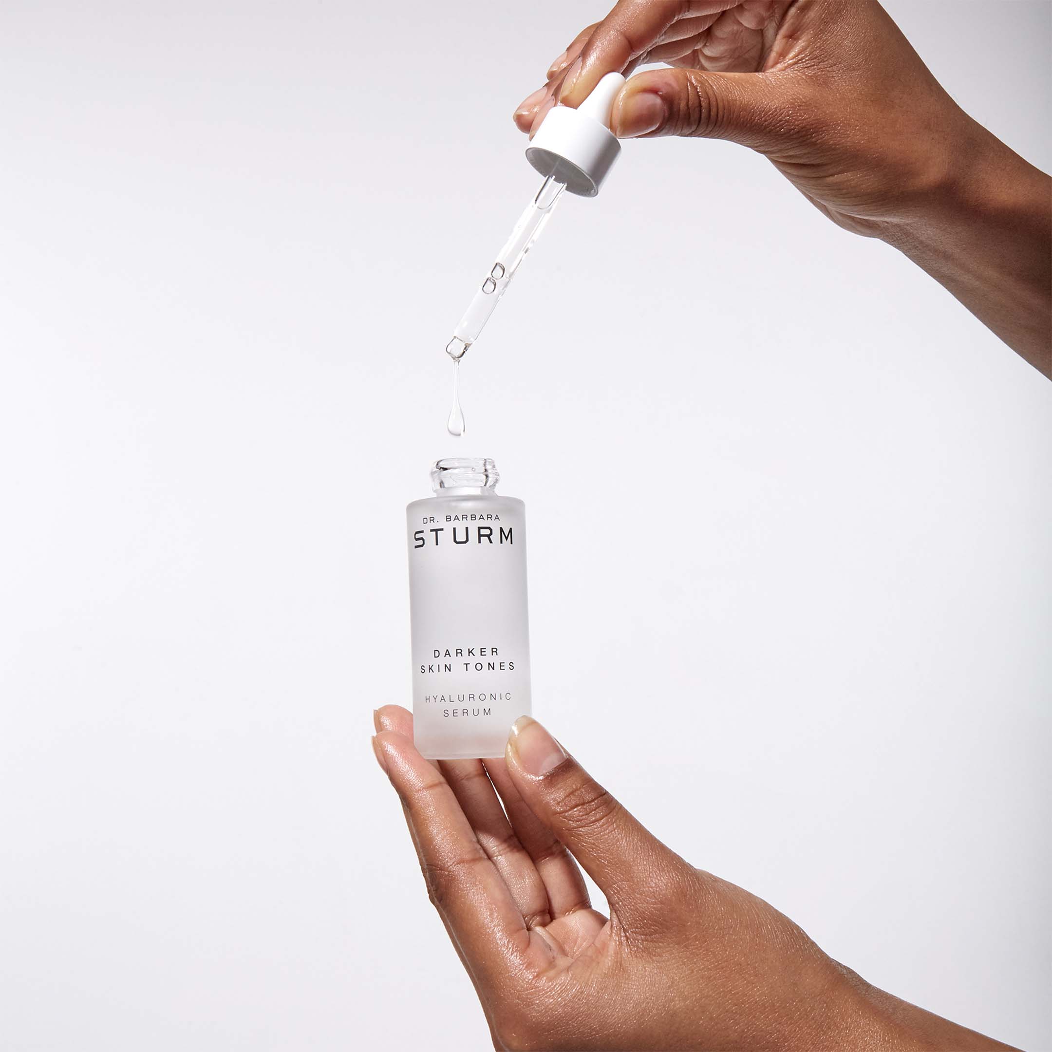 DARKER SKIN TONES HYALURONIC SERUM - Image 4
