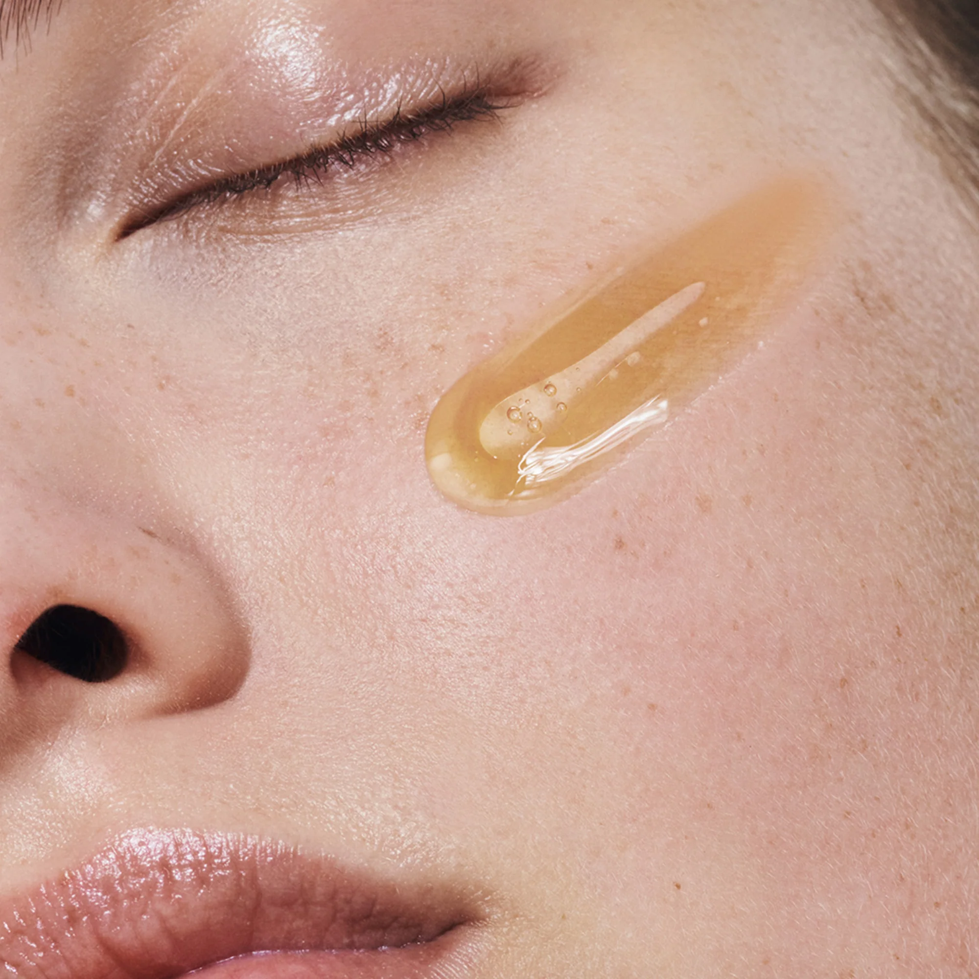 Double Serum Anti Aging + Anti Wrinkle Serum - Image 3