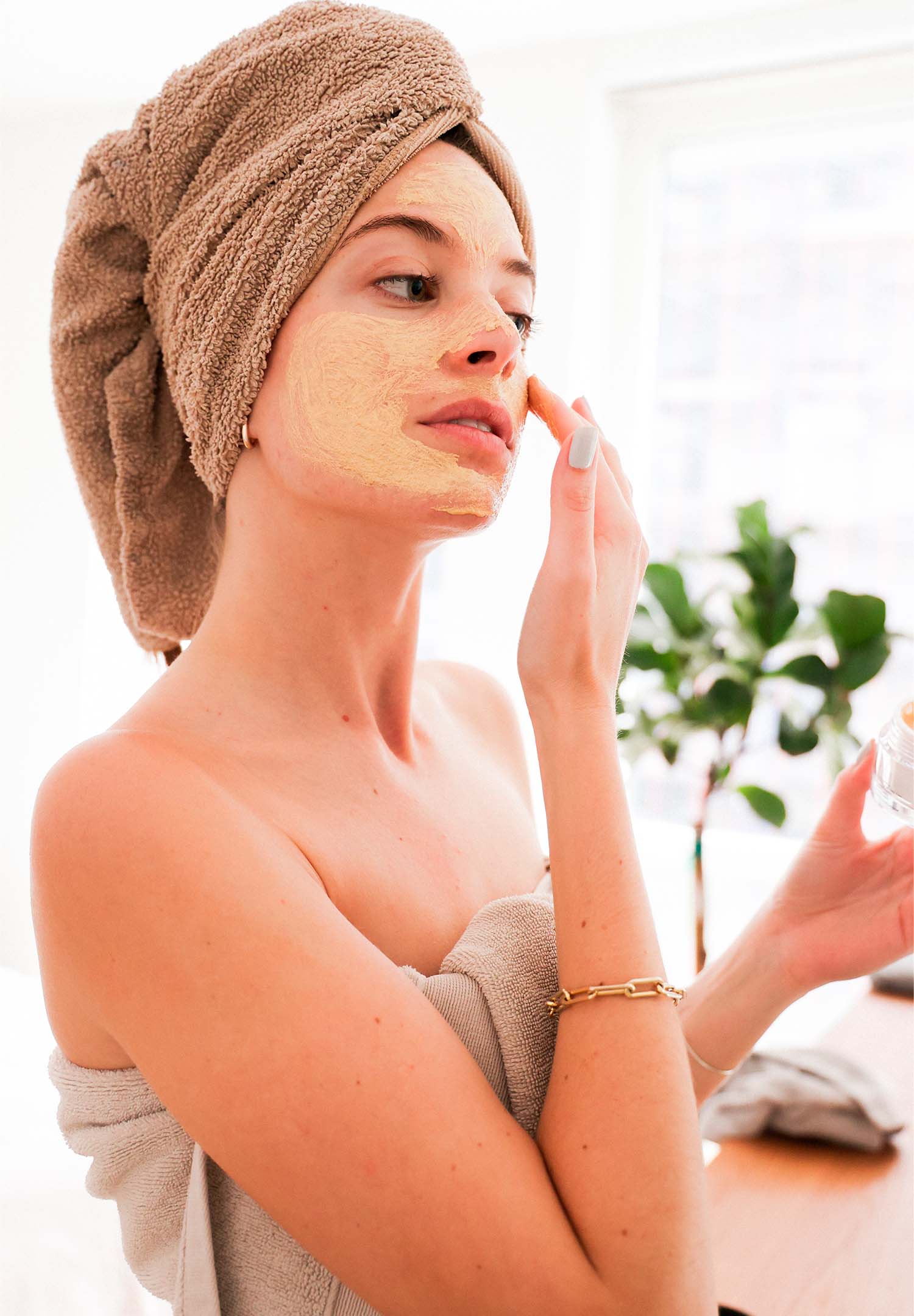 Exfoliating Mask - Image 8