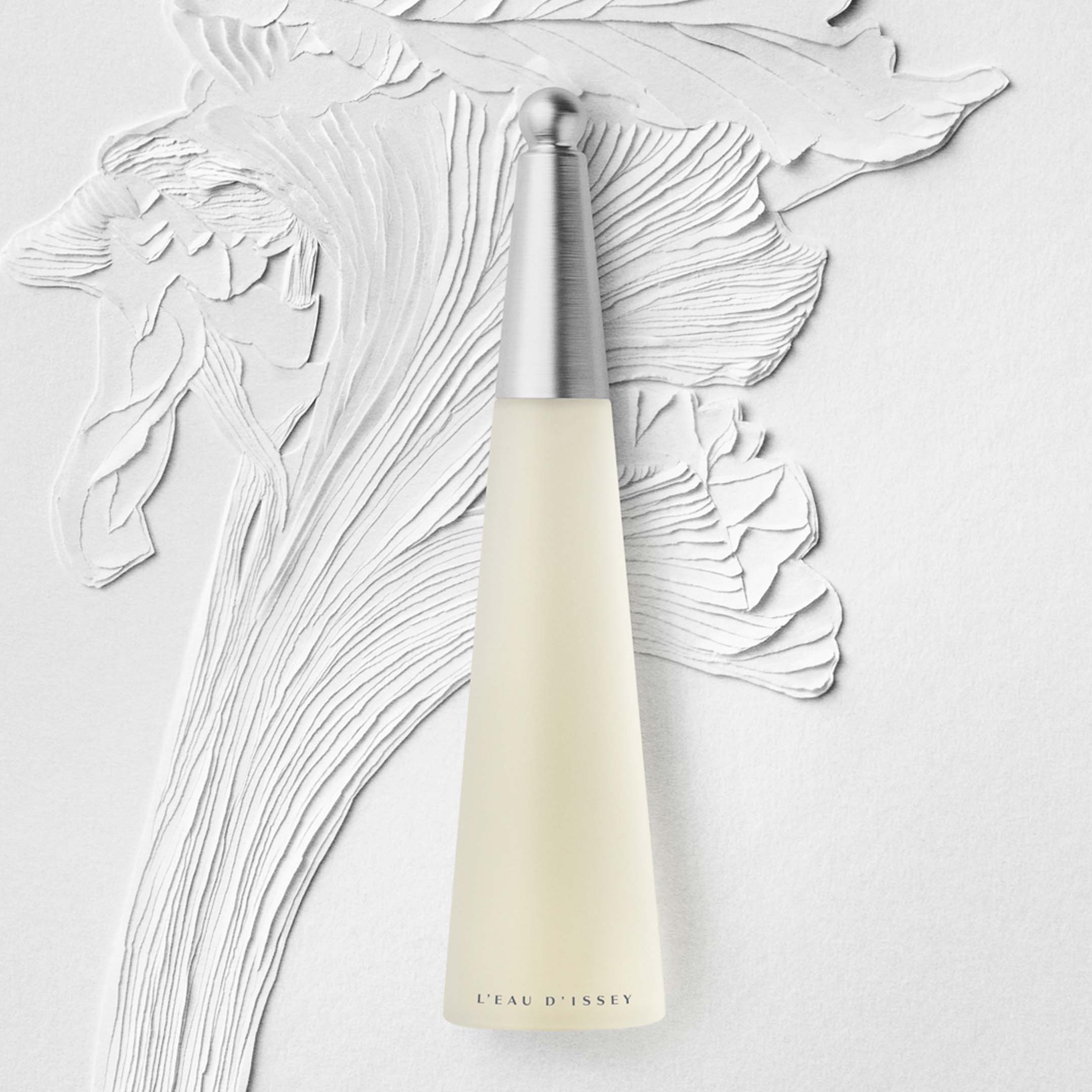 Issey Miyake L'Eau D'Issey Eau De Toilette 100Ml + 10Ml + Body Lotion 50Ml - Image 3