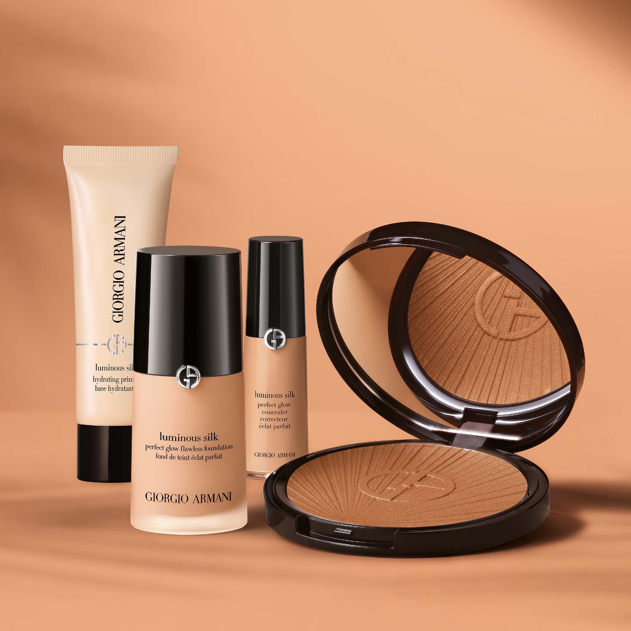 Luminous Silk Hydrating Primer - Image 2