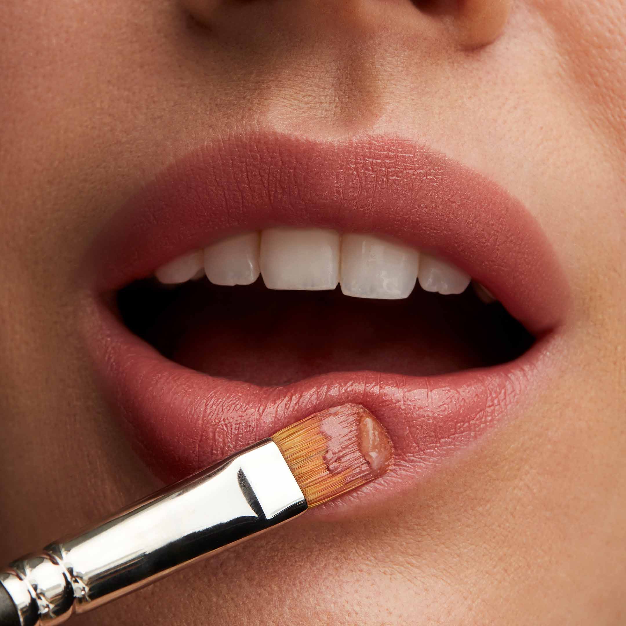 Lustreglass Lipstick - Image 4