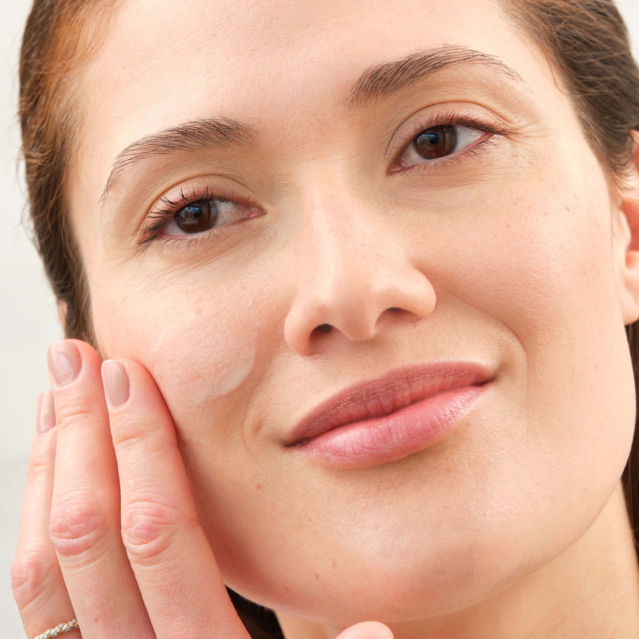 PMD Radiant 20% Vitamin C Serum - Image 7