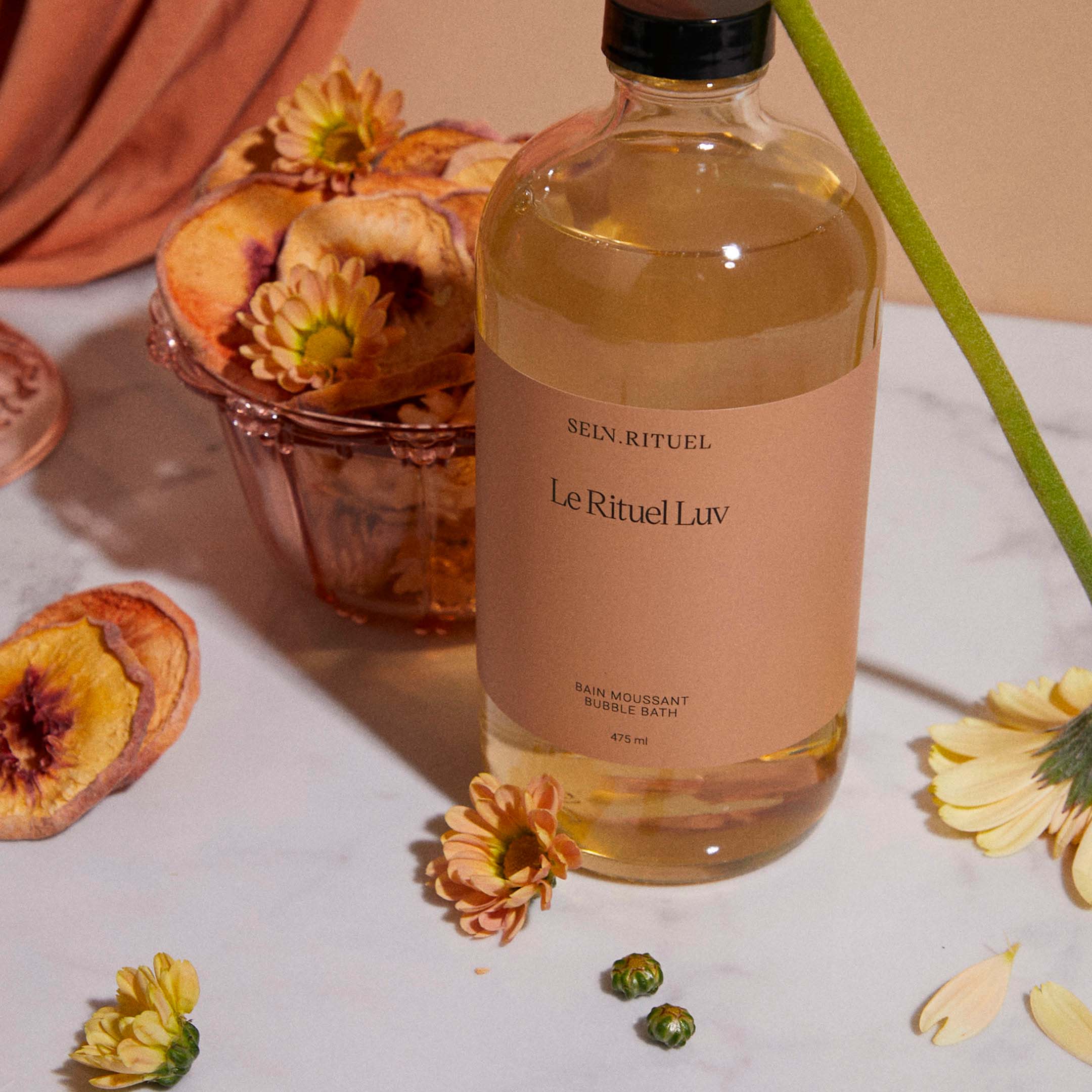 Rituel Luv Bubble Bath - Peach - Transparent Light Yellow - Image 2