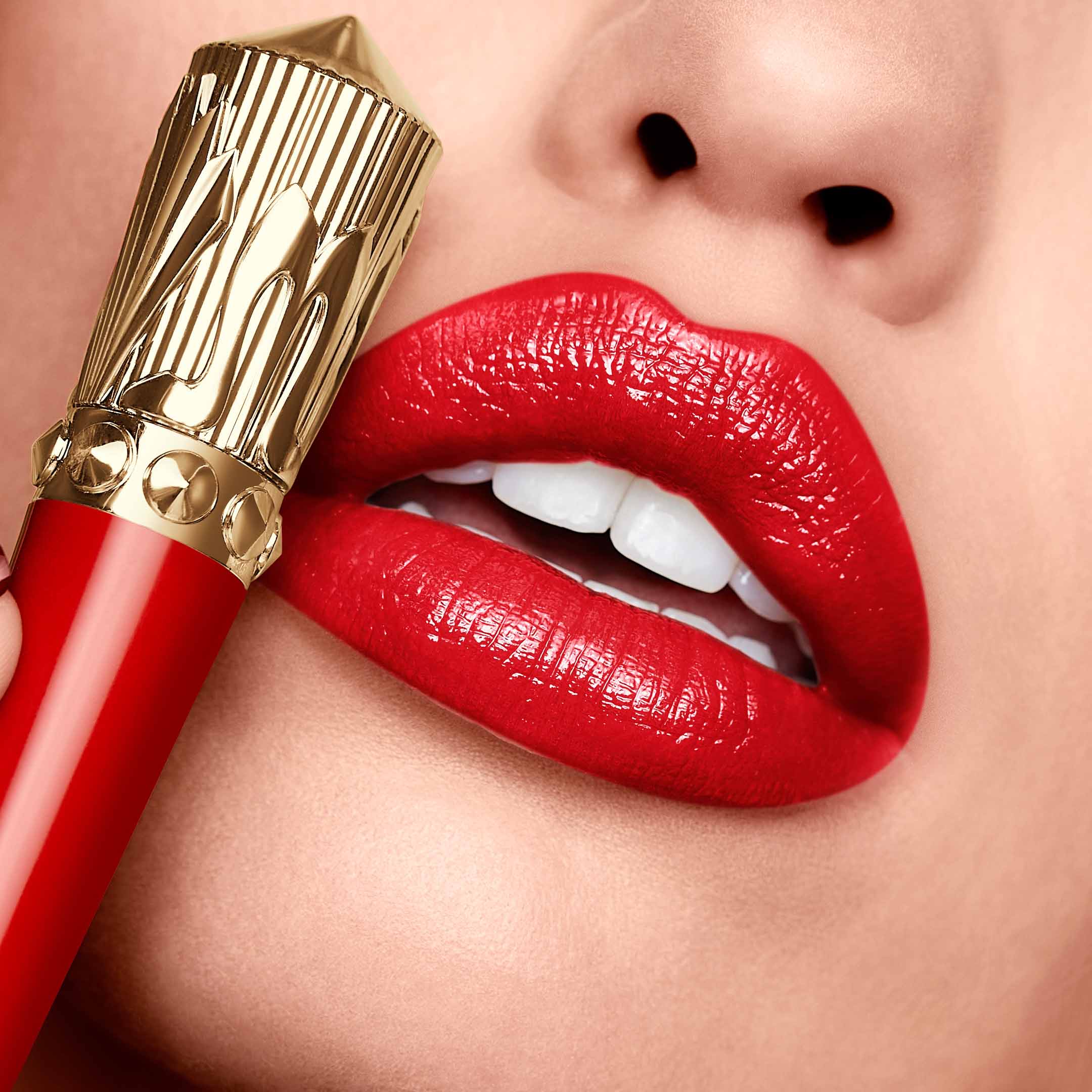 Rouge Stiletto Glossy Shine Lipstick - Image 4