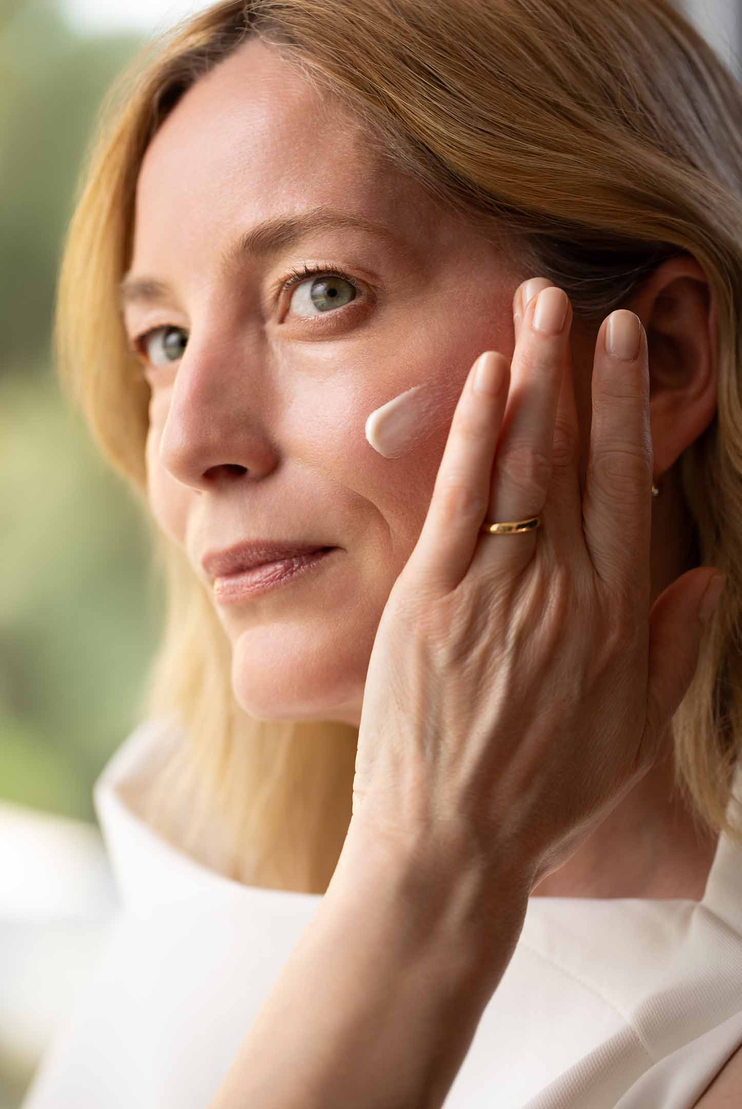 Sisleÿa L'Intégral Anti-Age Fresh Gel Cream - Image 11