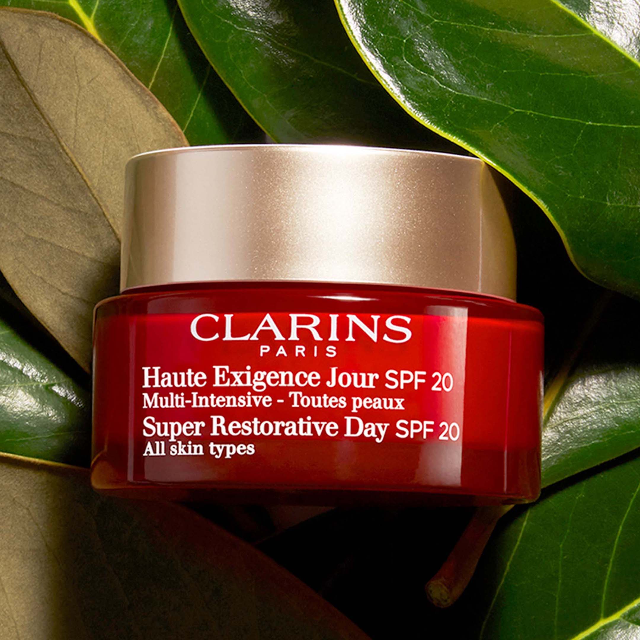 Super Restorative Day Anti Aging Face Cream SPF 20 - Image 4