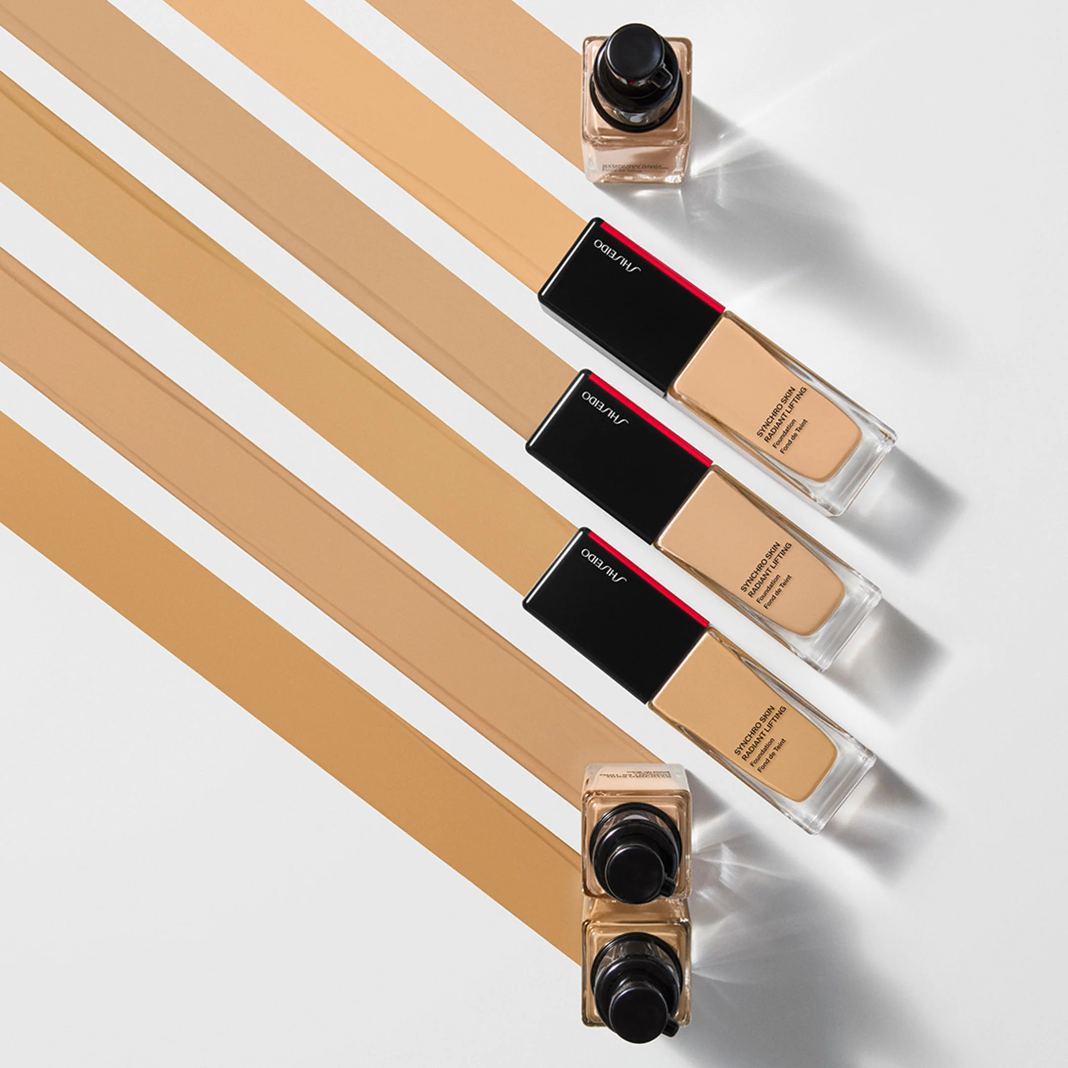 Synchro Skin Radiant Lifting Foundation - Image 2