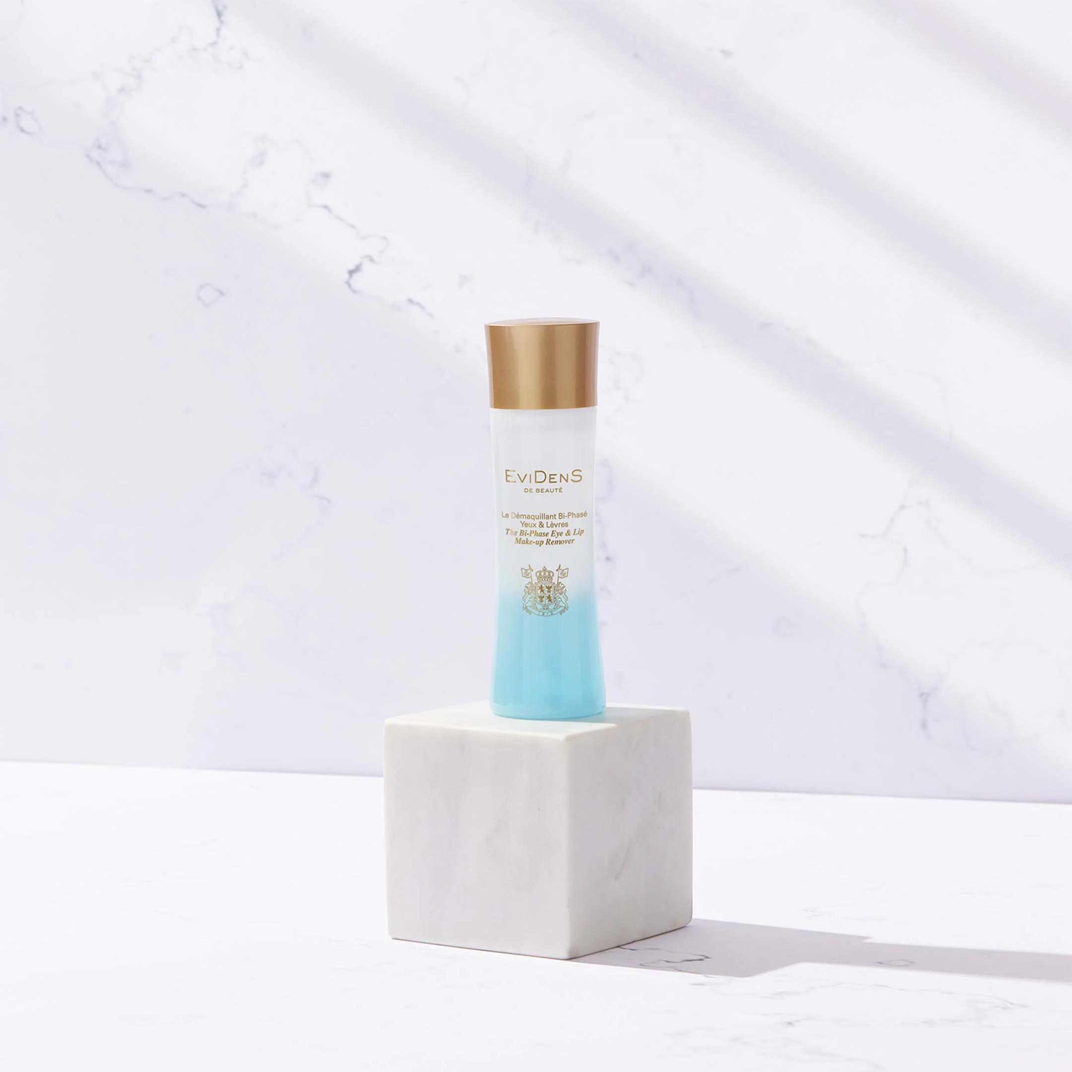 The Bi-Phase Eye & Lip Make-Up Remover - Image 3