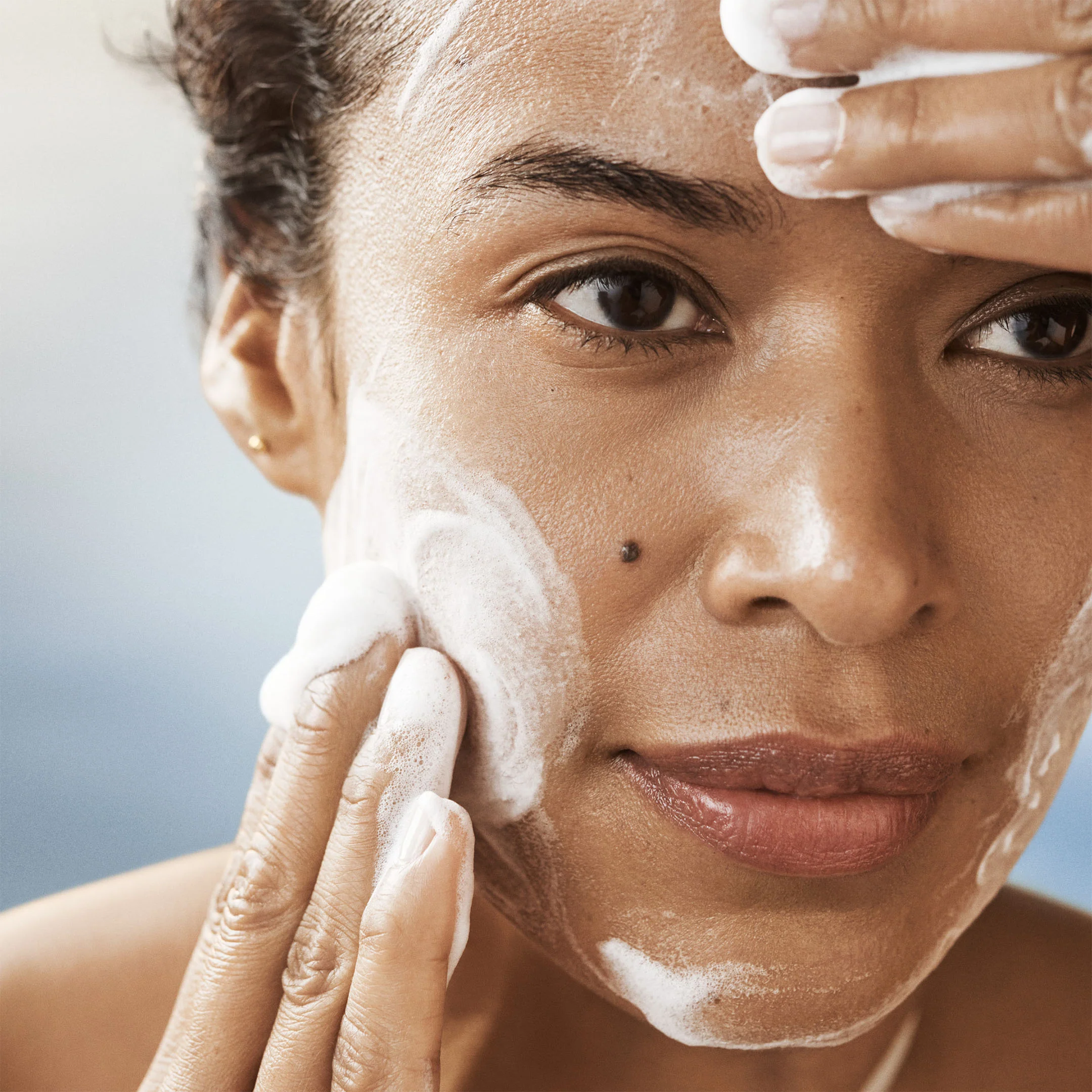 The Essence Foaming Cleanser - Image 4