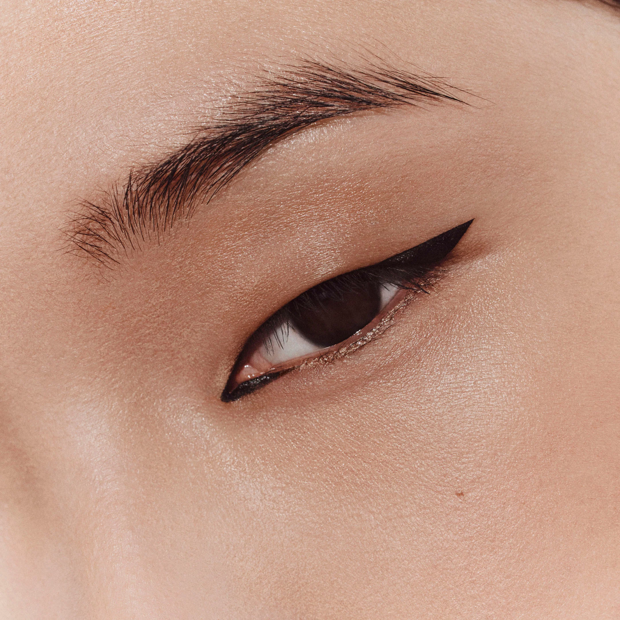 Trait d'Hermès, precision eyeliner, Encre Noire - Image 6